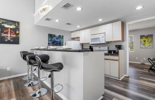 KING BED Well-Located Cozy Townhouse Retreat - Foto 15