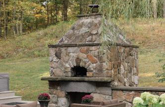 Secluded escape with hot tub, pizza oven, fireplace - Foto 2