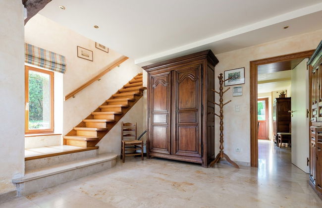 Cozy Holiday House near La Roche - Photo 2