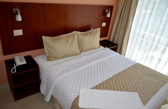 Apart Hotel Premium Suites Santa Cruz - Photo 10