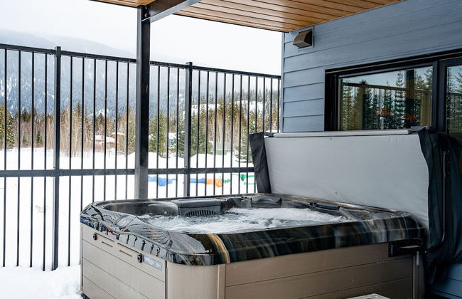 Switchback Suite by Revelstoke Vacations - Photo 44