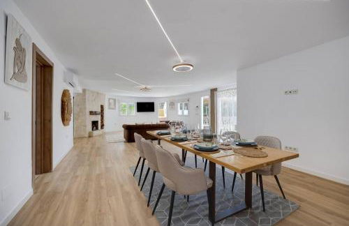 Villa única con piscina, perfecta para familias - Foto 31