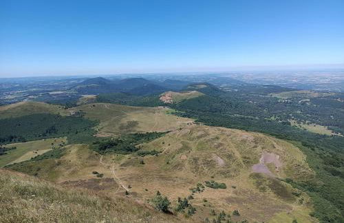 Apparts Coeur Historique de Thiers - Tarifs dégressifs - Idéal PROS - Foto 22