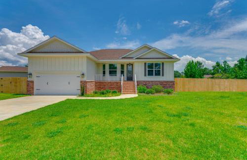 Modern Family Home w/ Spacious Yard in Milton - Foto 1