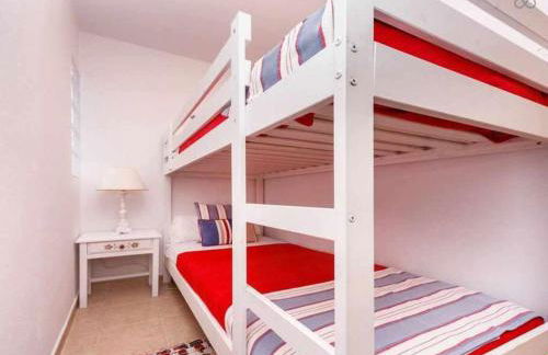 VILLA JARAMA - Elegante chalet cerca de la playa - Foto 11