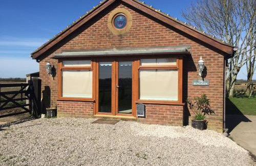 The Bungalow - Photo 9