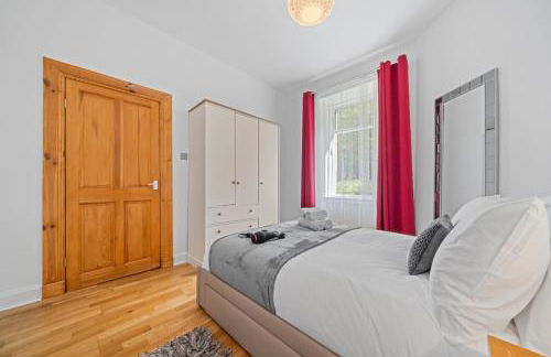 Modern Holyrood 1 Bedroom Apartment - Edinburgh - Photo 8