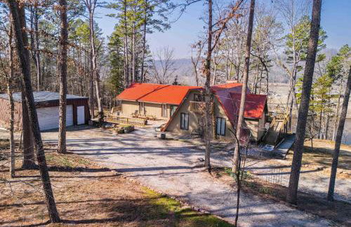 White River Escape with BBQ & Private Backyard - Foto 14