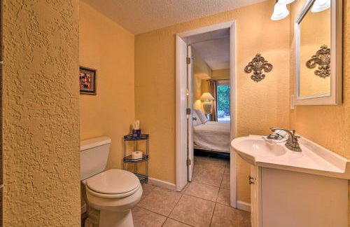 Lido Key Hideout with Patio and Yard and Walk to Beach! - Foto 13