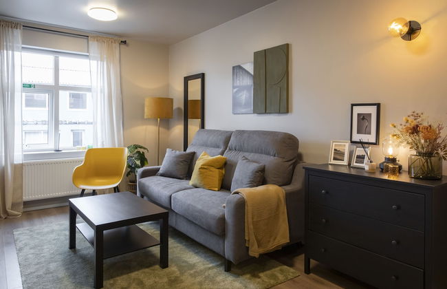 Keflavik's Ray of sunshine Hafnargata - Foto 15