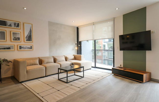 w Unique 2BR With Balcony in Miraflores - Photo 42