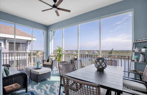 Latitude Adjustment Penthouse by Coastal Chic - Foto 3