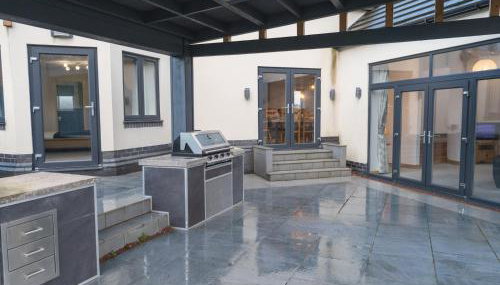 Modern 4-Bed Home Spacious & Comfortable - Pass the Keys - Foto 5, Other