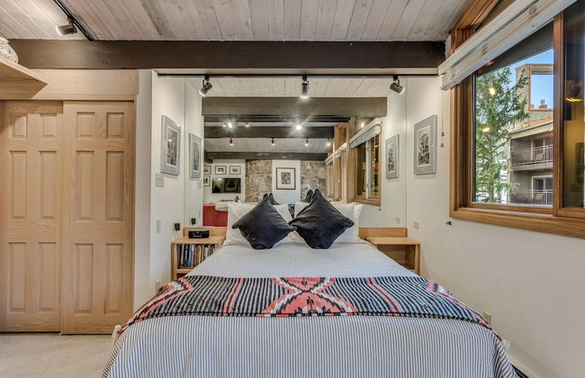 Laurelwood Condominiums - Foto 32