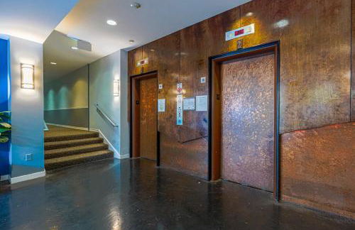 Luxury Downtown Studio King Bed City View - Foto 9