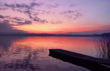 Casa Vacanze La Favola Rosa sul Lago di Varese - Foto 1