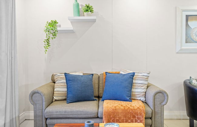 Eden on the Bay 150 by HostAgents - Photo 6