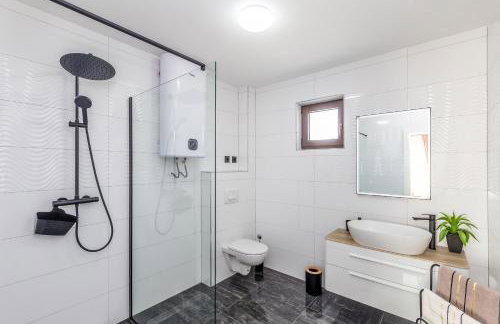 Holiday house LUNA - Photo 38