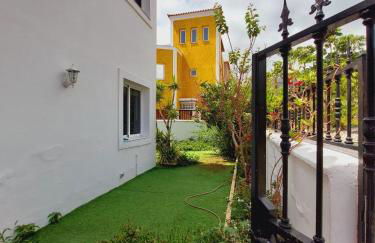 House with a tropical garden - Foto 66