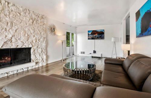 4 bedroom and 3 bath home close to universal studio and Hollywood - Foto 32