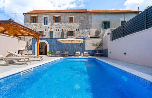 Charming Villa Perina with private heated pool - Photo 39