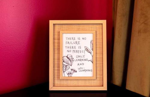 The Swan - Vibrant East Hill Getaway - Foto 23