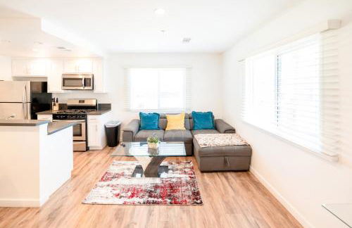 Modern Furnished 1-Bedroom with Free Parking in Koreatown close to DT LA - Foto 3