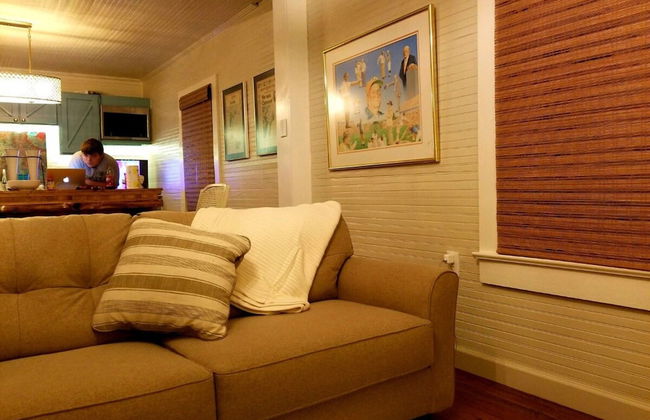 Clemson Memorabilia House - Foto 17