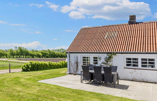 5 Person Holiday Home in Karby - Foto 18