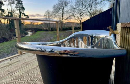 Heron - Luxurious Off-Grid Eco Cabin with River views - Foto 34