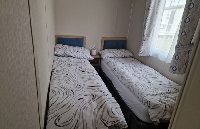 Welcoming 3 Bedroom Caravan 2 Min Walk to Beach - Foto 4