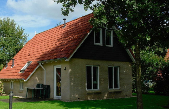 Spacious Holiday Home With Wifi, 20 km From Assen - Photo 6