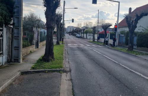 Jolie F2-5mn de l'aéroport d'Orly parking privé gratuit - Foto 21