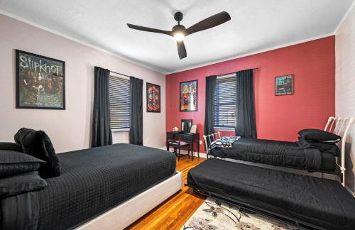 It’s Showtime-Book Lally’s House! Steps to Common! - Foto 7