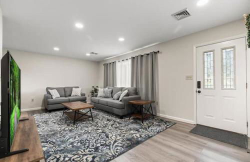 Joyful 5-Bedroom Home - Foto 1