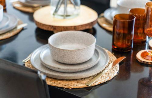 Luxury 1-Bed Apartment in JQ, Sleeps 3, Parking & Netflix, Ideal for contractors - Foto 19