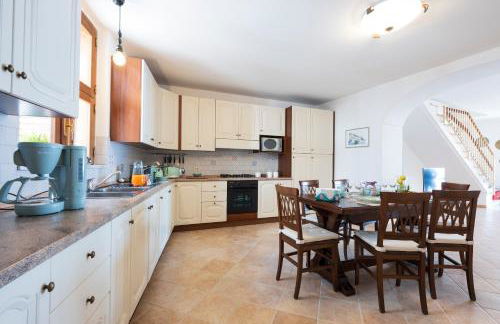 Sea Whisper Home -Sunset, Sea, Easy Stay, Shops - Foto 77