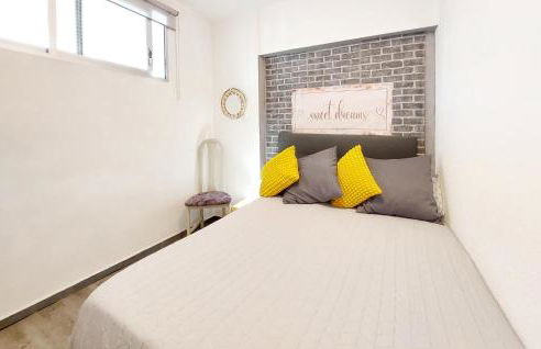 Nice Apartment In Puebla De Farnals - Foto 5
