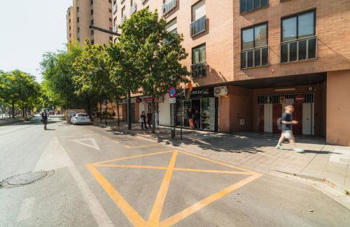 TuAnfitrion Constitución - Free parking - Photo 47