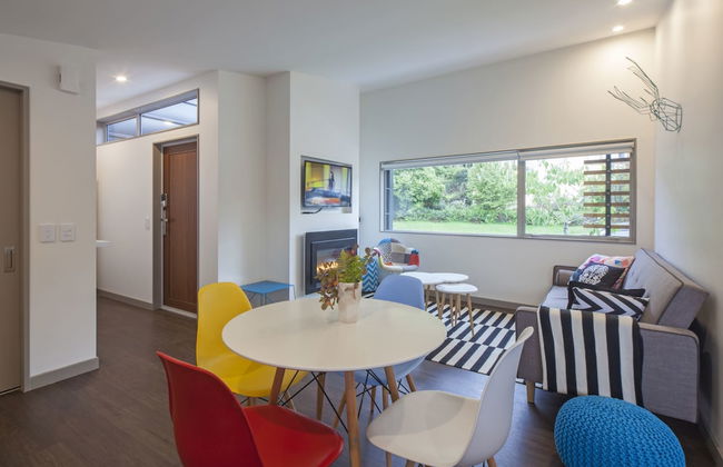 22 Hallenstein Apartments by Staysouth - Photo 12