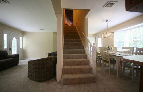 Outdoor Playground on Lake and Close to Skiing - Foto 24