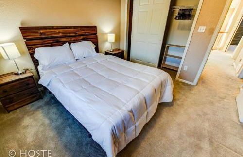 *H* 5BR Home Getaway w/HOT TUB ** - Foto 43