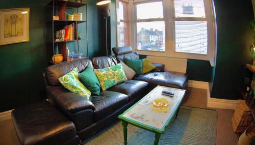 Stylish and artistic flat in Southend on Sea - 2 Double Bedrooms, Free on-street parking - Foto 4