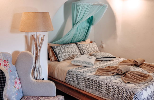 Rock Villas - Emporio | Pool, Jacuzzi, Castle View - Foto 42