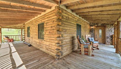 Eureka Springs Area Cabin with Deck and 7 Acres! - Foto 2