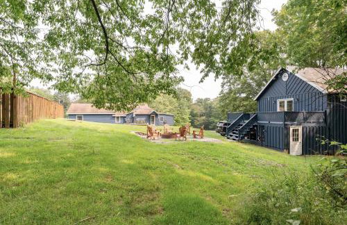 Bethel Woods Retreat - wPool, Hot Tub & Arcade! - Foto 25