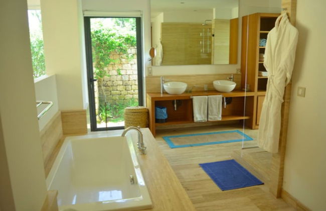 Magnificent 4 Bedroom Villa With Swimming Pool - Foto 24