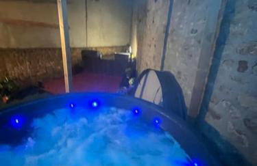 Atelier du spa jacuzzi illimité proche du mont saint Michel - Foto 8