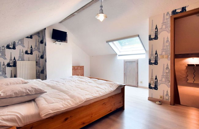 Holiday Home in Ardennes With Scenic Terrace - Photo 2