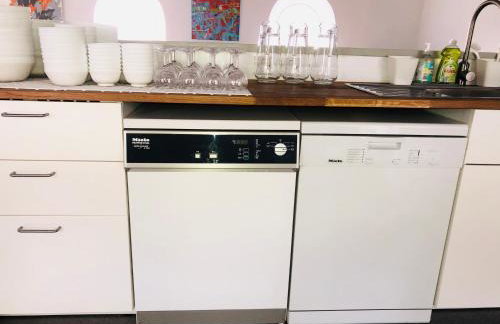 Afan Forest Bunk House-Converted Chapel Sleeps 35 - Foto 6